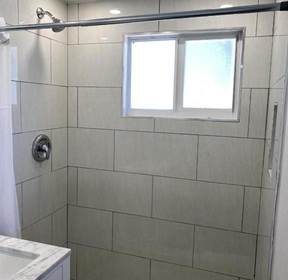 غرفة قياسية فردية, Drop Anchor Resort & Marina