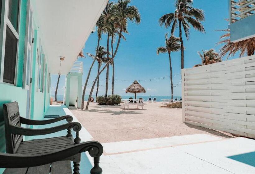 غرفة قياسية, Drop Anchor Resort & Marina