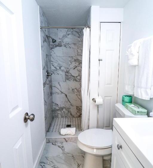 جناح سرير كينج, Drop Anchor Resort & Marina