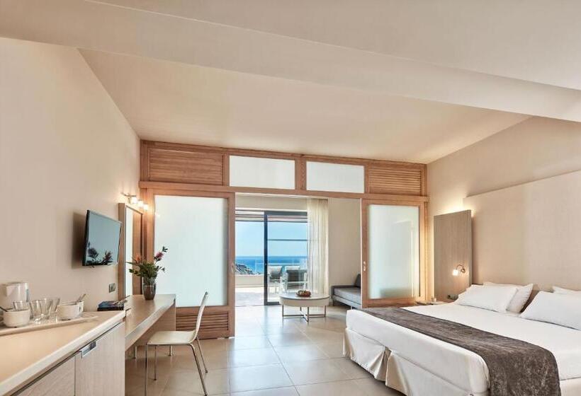 带海景高级家庭房间, Atlantica Mikri Poli Crete