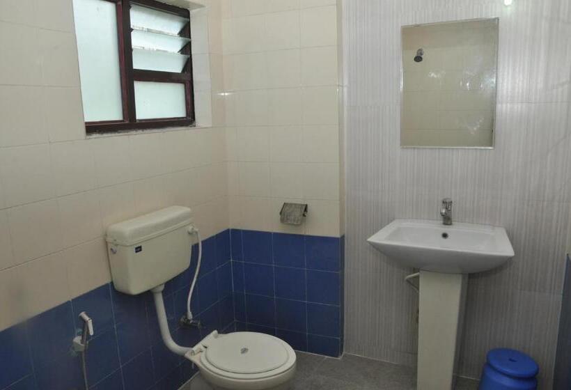 חדר דלוקס, Gangothri