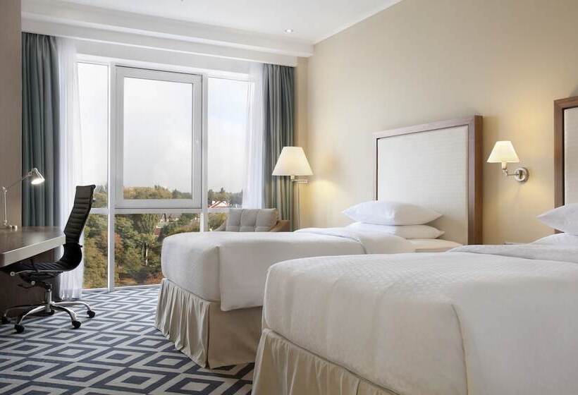 اتاق لوکس, Khortitsa Palace