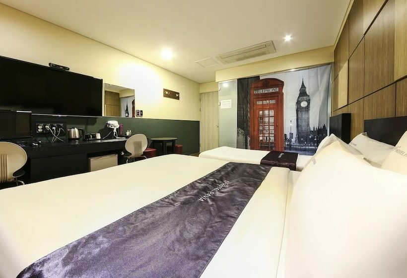 Quarto Estandar, Pavia