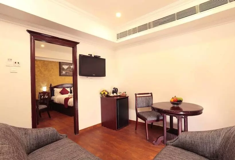 Suite, The Ruby Arena