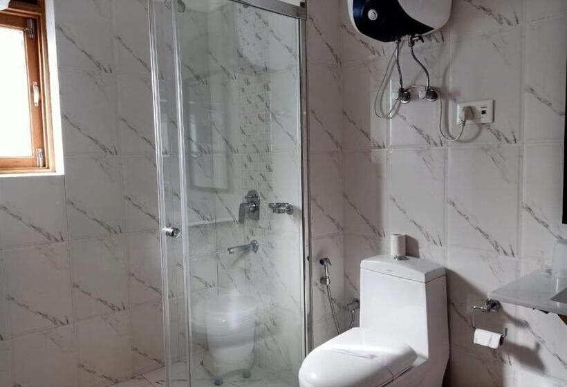 فيلا سوبيريور غرفة نوم واحدة, Shingar Regency