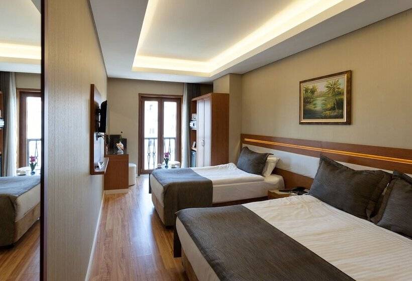 اتاق استاندارد سه نفره, Sorriso