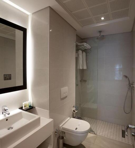 اتاق استاندارد سه نفره, Sorriso