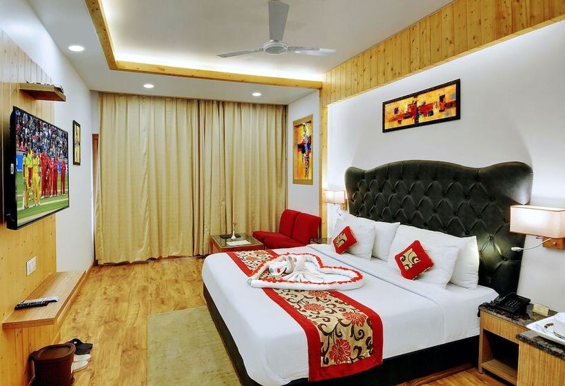 اتاق لوکس, The Orchard Greens