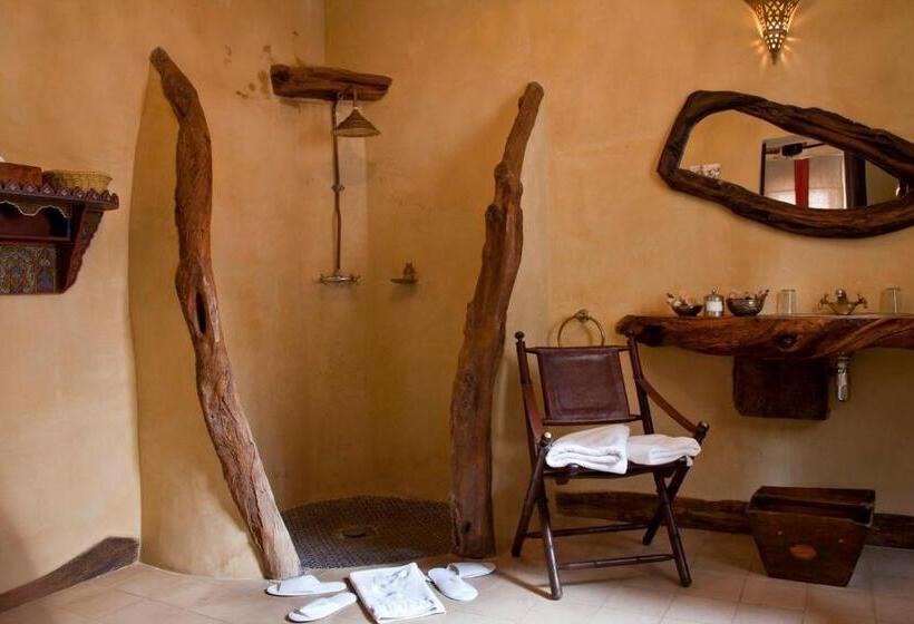 스위트, Villa De L O