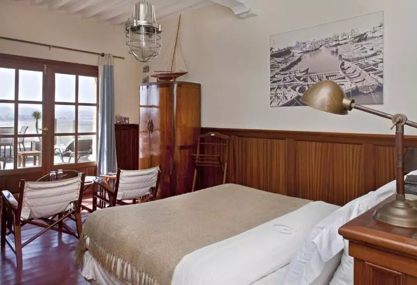 سوییت پرستیژ, Villa De L O