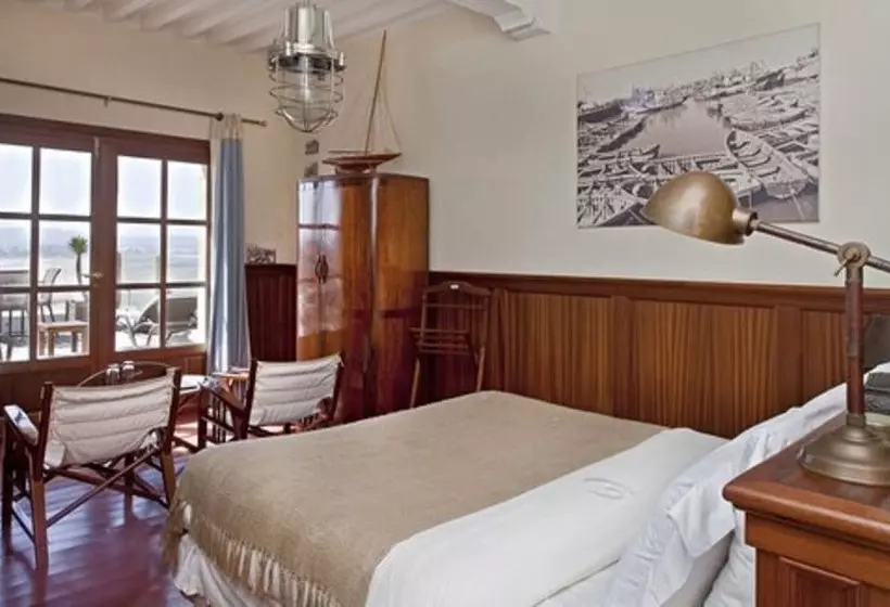سوییت, Villa De L O
