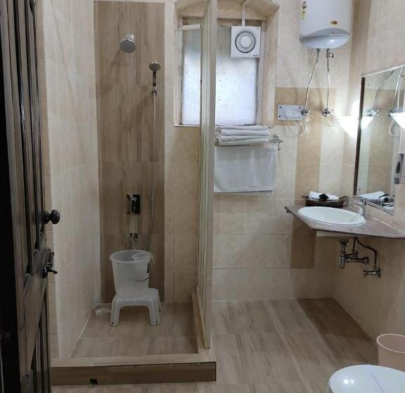 Deluxe Zimmer, West View