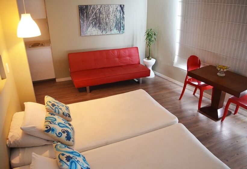 חדר סטנדרט, Living 55