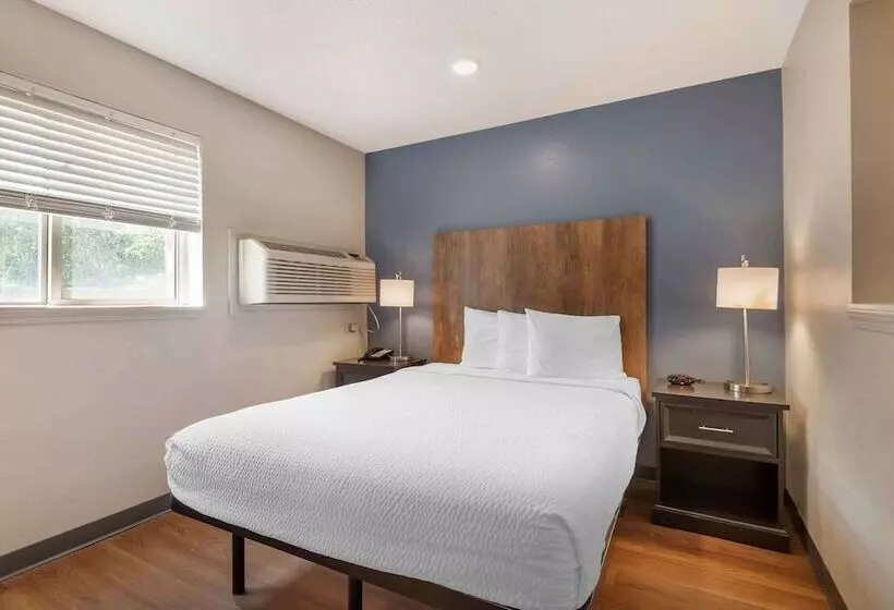 デラックススタジオ, Extended Stay America Select Suites Charlotte University E