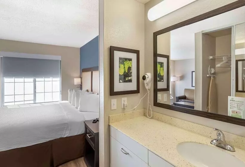 スイート, Extended Stay America Suites  Norwalk  Stamford