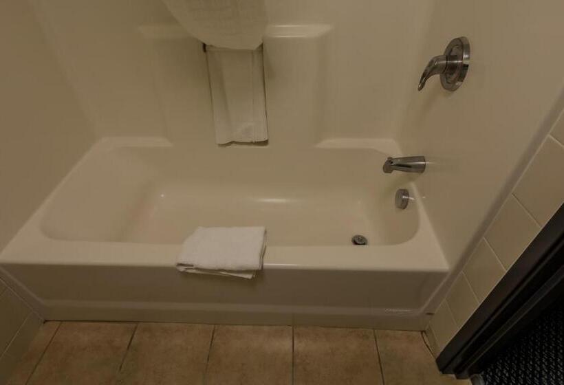 带大床的标准间, Americinn By Wyndham Lincoln South