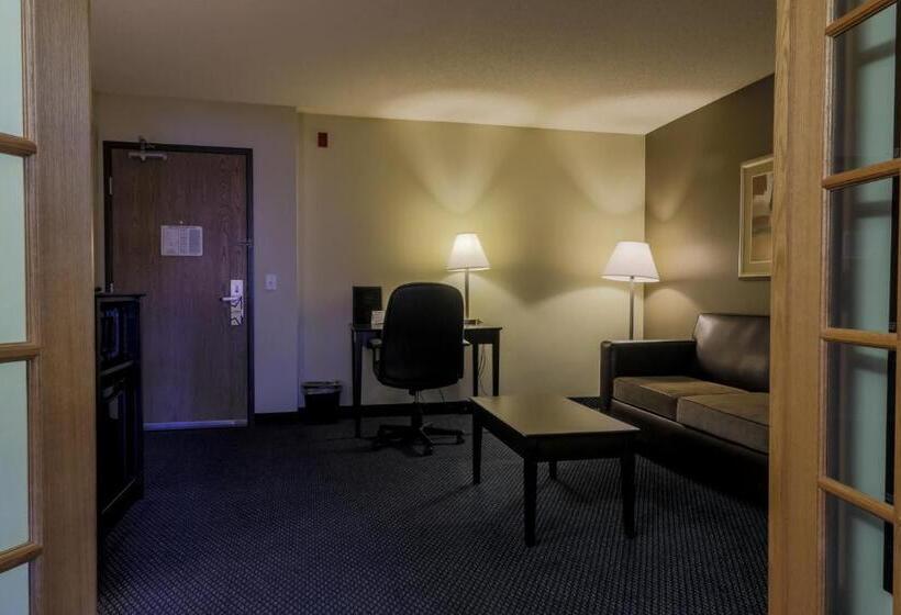 带大床的复式套间, Americinn By Wyndham Lincoln South