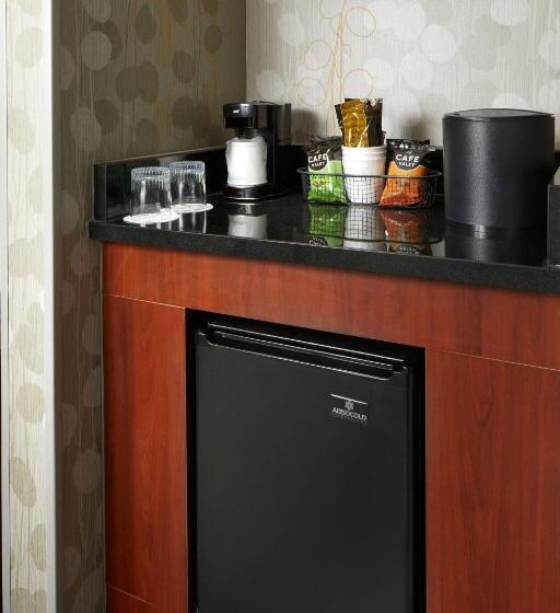 장애인을 위한 스탠다드 룸, Courtyard Reading Wyomissing