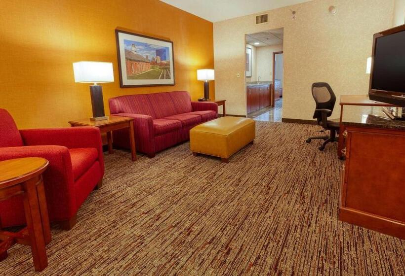 Suite Kingsize Bett, Drury Inn & Suites Indianapolis Northeast
