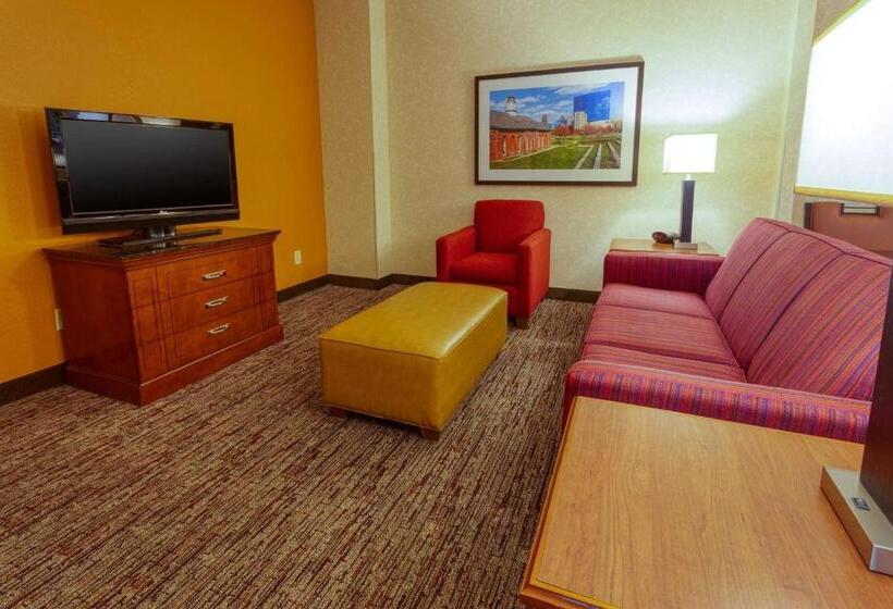 Suite, Drury Inn & Suites Indianapolis Northeast