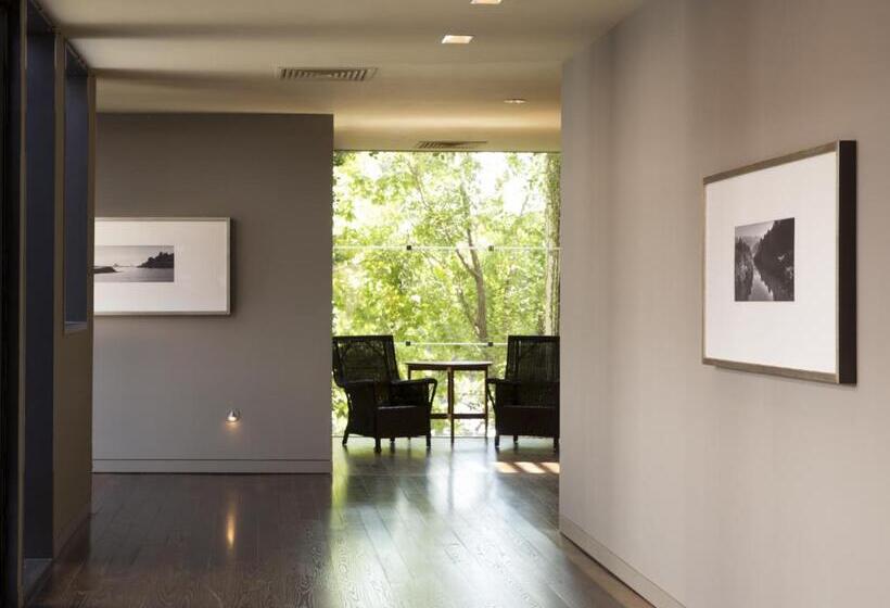 اتاق لوکس, Healdsburg