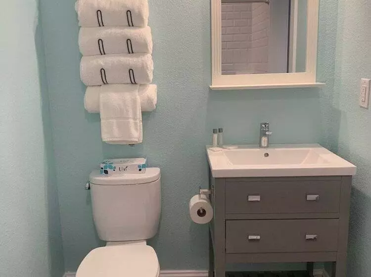 オーシャンビューのプレミアムルーム。, John Yancey Oceanfront Inn