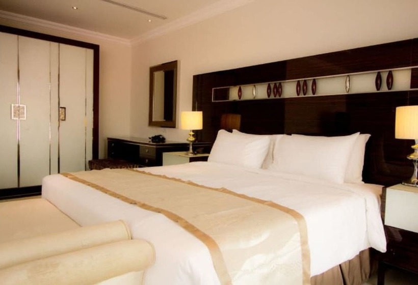 חדר דלוקס, Lk Royal Wing