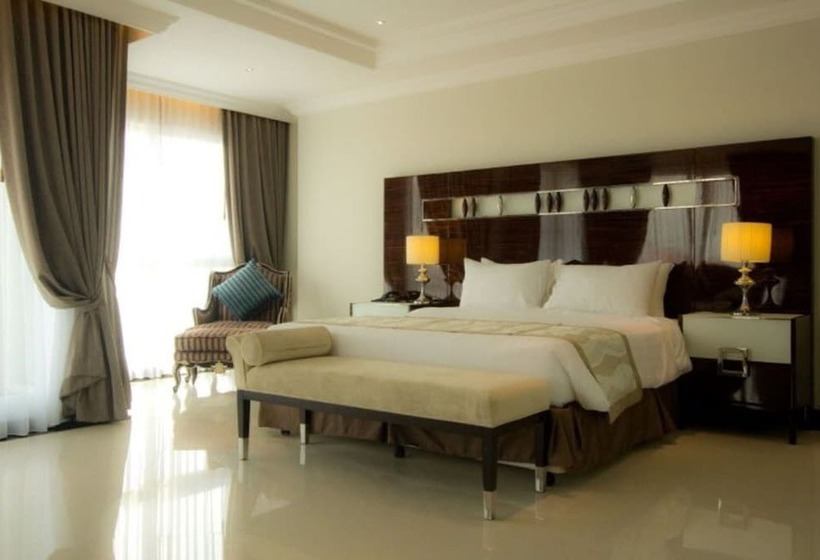 סוויטת ג'וניור, Lk Royal Wing