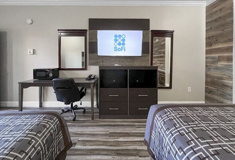 חדר דלוקס, Rodeo Lodge