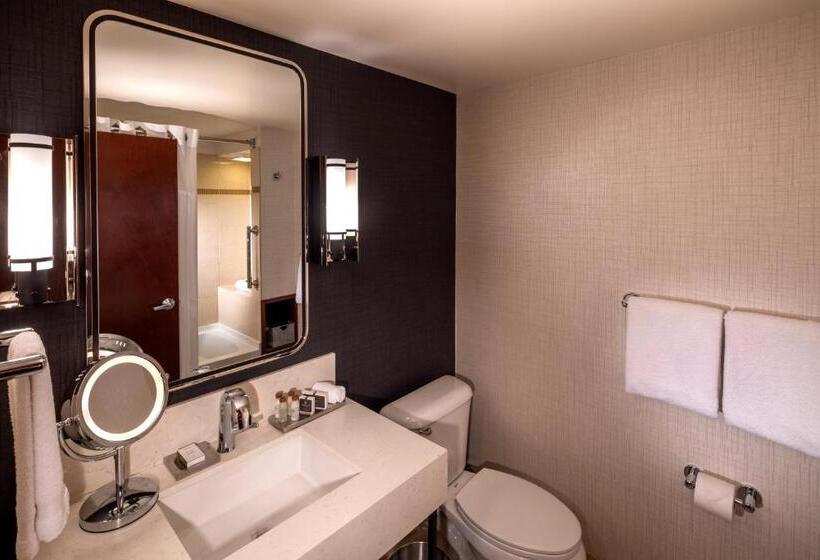 스탠다드 룸, Silver Cloud Hotel   Seattle Stadium