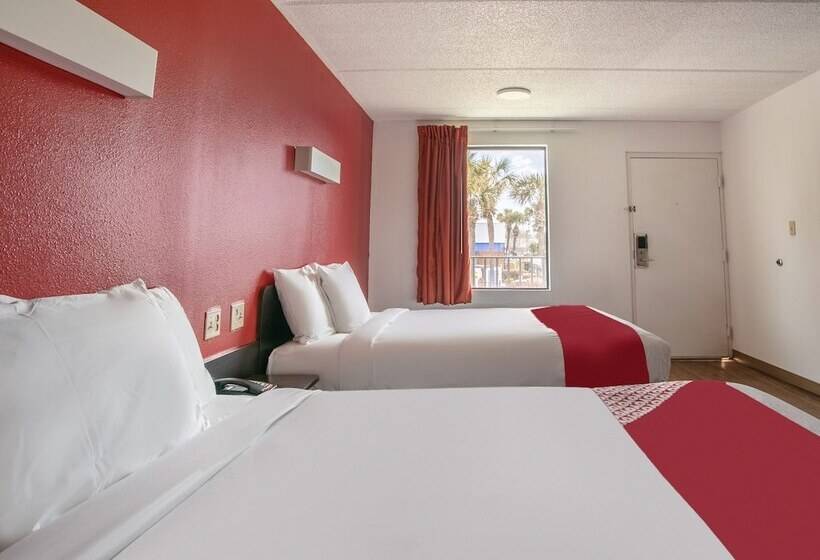 스탠다드 룸 더블 침대 2개, Motel 6 Lake Park