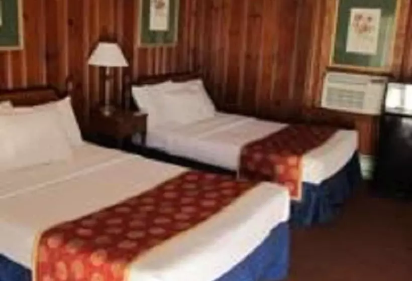 ２ダブルベッドのスタンダードルーム, Potomac River Motel