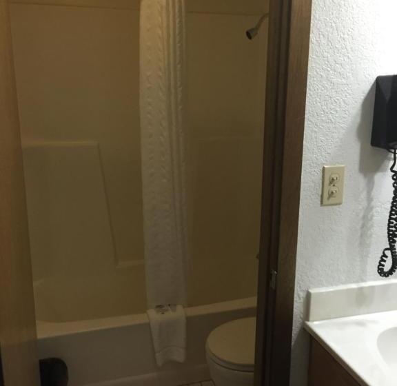 غرفة قياسية, Americas Best Value Inn Grand Forks