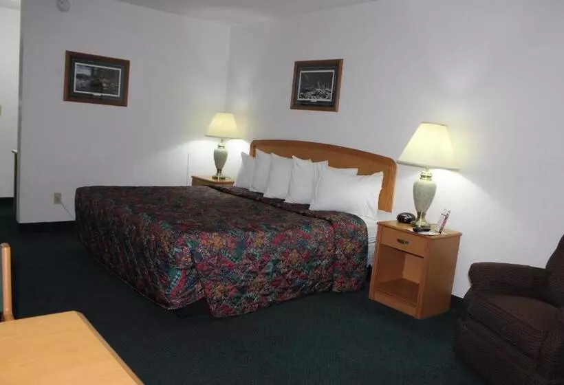 キングサイズベッドのデラックスルーム, Americas Best Value Inn Grand Forks