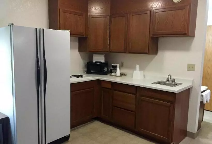 スーペリアースイート, Americas Best Value Inn Grand Forks