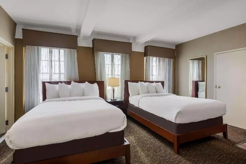 اتاق استاندارد, Best Western Syracuse Downtown Hotel And Suites