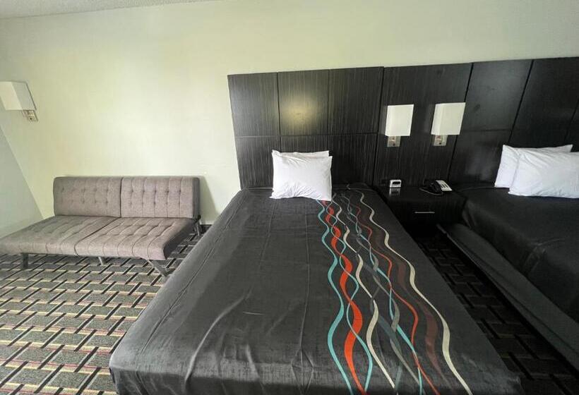 جناح ديلوكس, Executive Inn