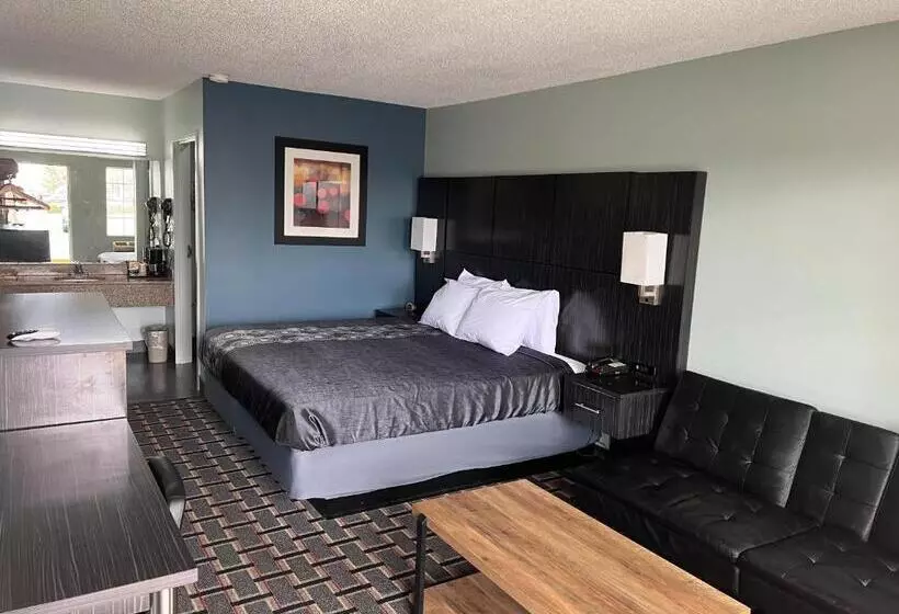 キングサイズベッドのスタンダードルーム, Executive Inn