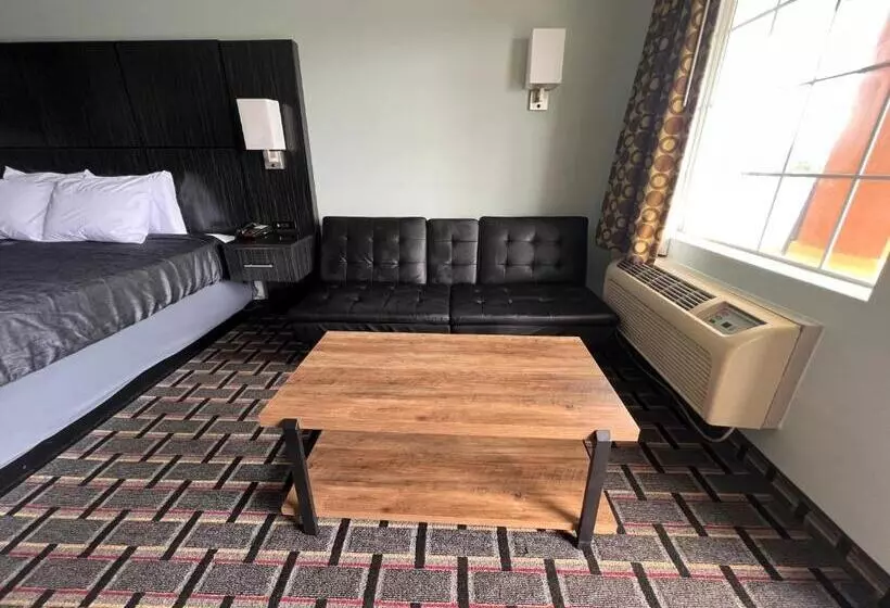 キングサイズベッドのスタンダードルーム, Executive Inn