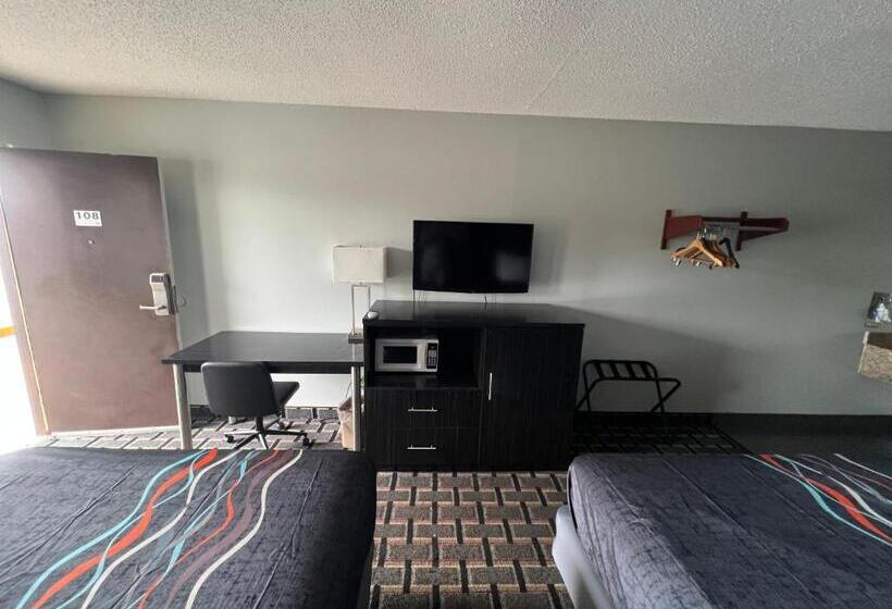 غرفة قياسية سرير كينج لذوى الإحتياجات الخاصة, Executive Inn