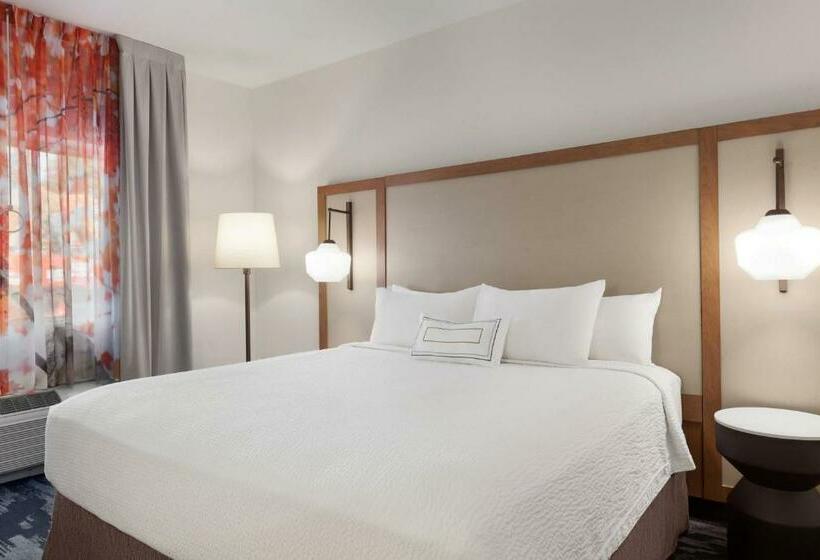 带大床的标准间, Fairfield Inn By Marriott Visalia Sequoia