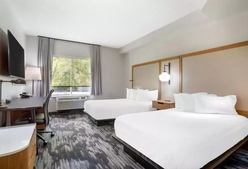 ２ダブルベッドのスタンダードルーム, Fairfield Inn & Suites Boone