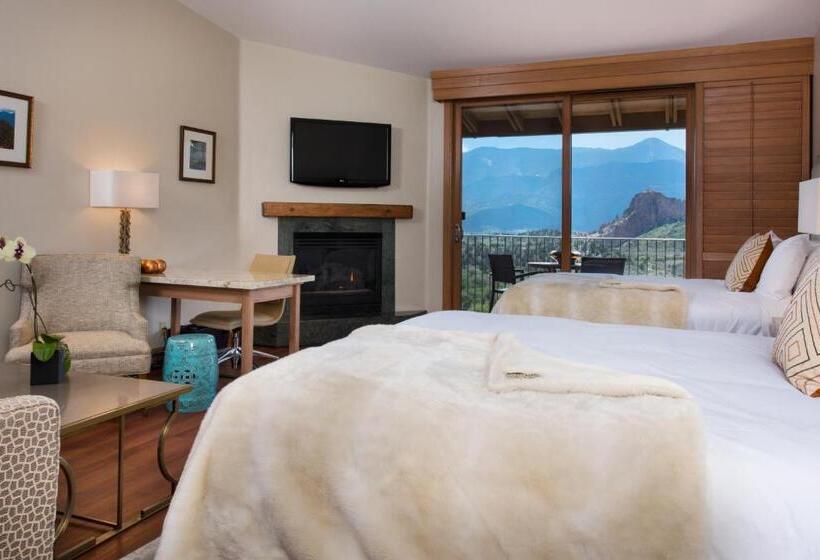 プレミアムルーム, Garden Of The Gods Resort & Club