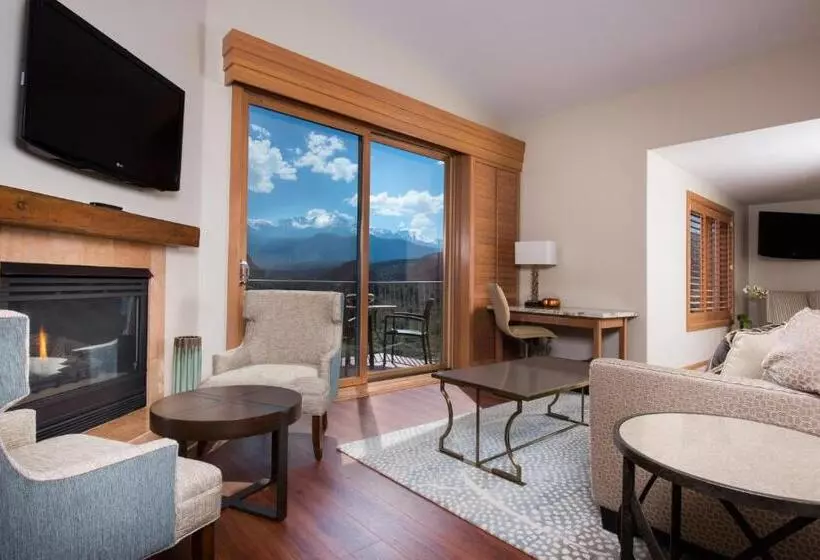 ジュニアスイート, Garden Of The Gods Resort & Club