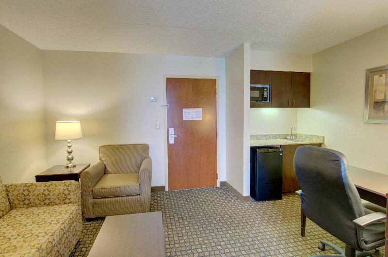 جناح سرير كينج, Holiday Inn Express Blacksburg, An Ihg