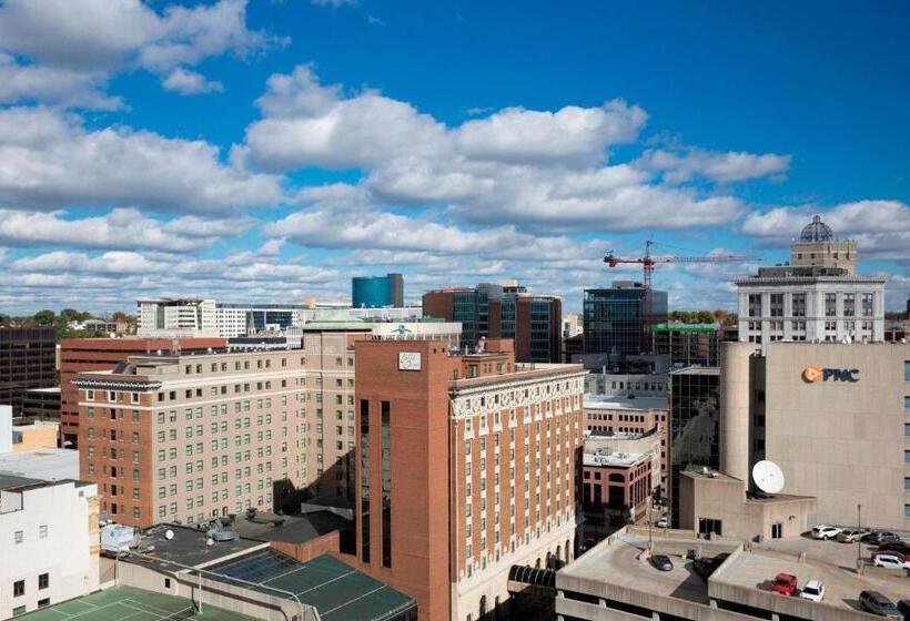 Номер Стандарт Двуспальная Кровать Вид на Город, Jw Marriott Grand Rapids