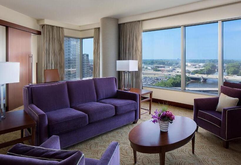 Люкс Executive Кровать Кинг, Jw Marriott Grand Rapids