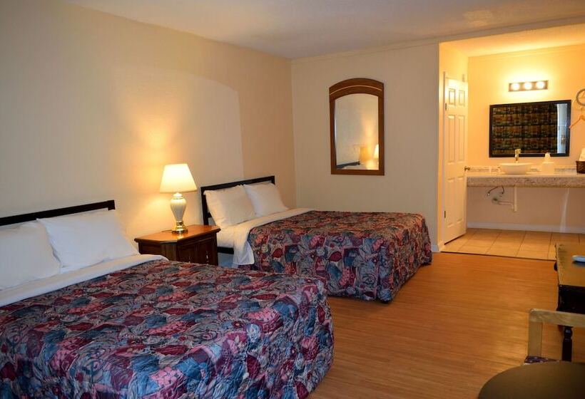 غرفة ديلوكس, Red Carpet Inn Battleboro