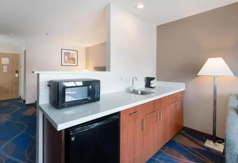 身障者適用スイートルーム, Red Lion Inn & Suites Kennewick Tri Cities