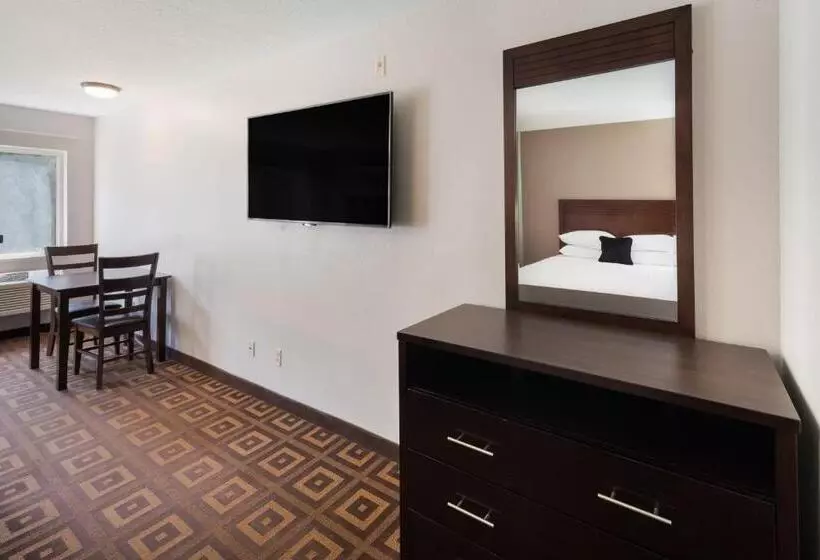 スイート（家族用）, Red Lion Inn & Suites Kennewick Tri Cities